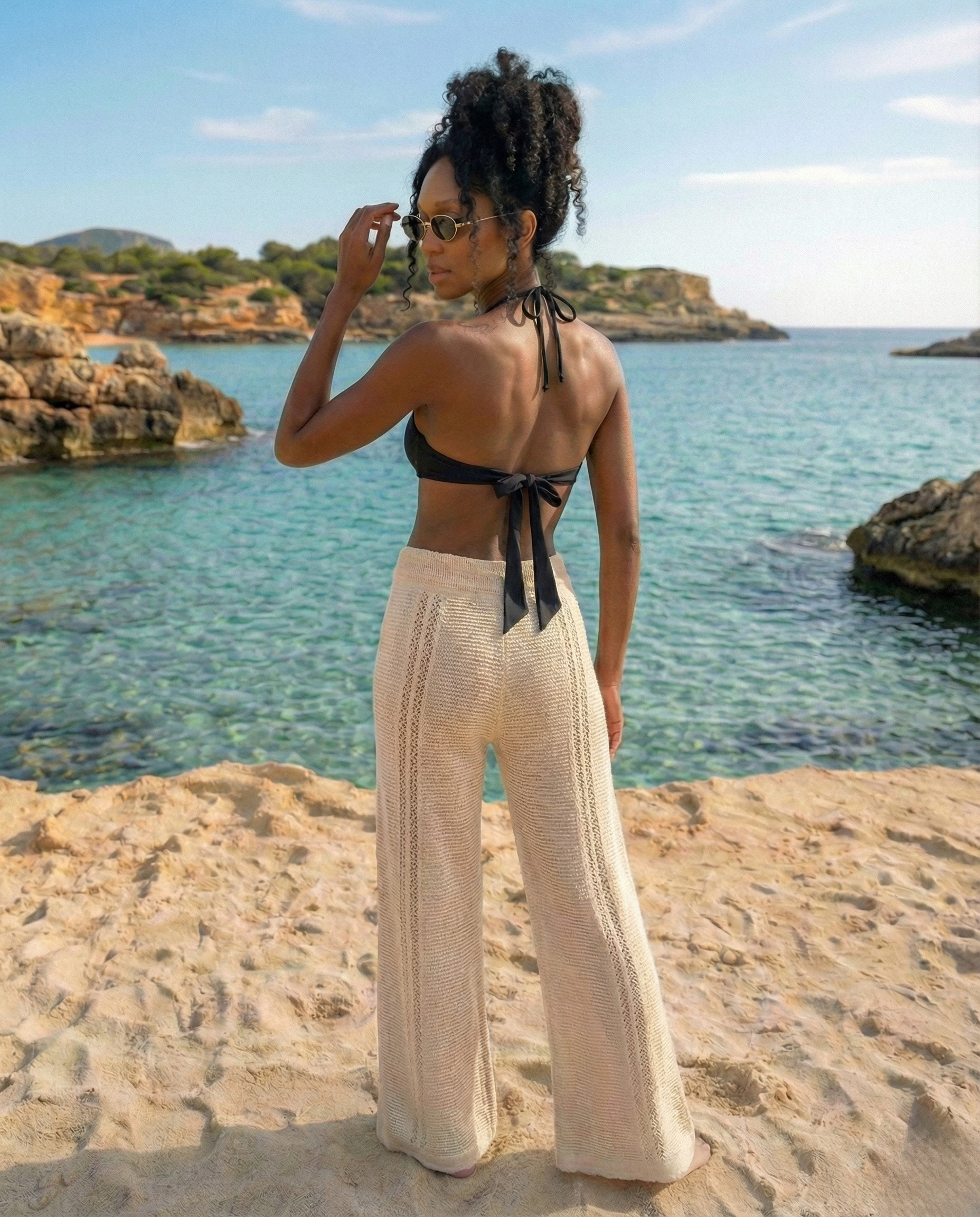 Cor: Off White