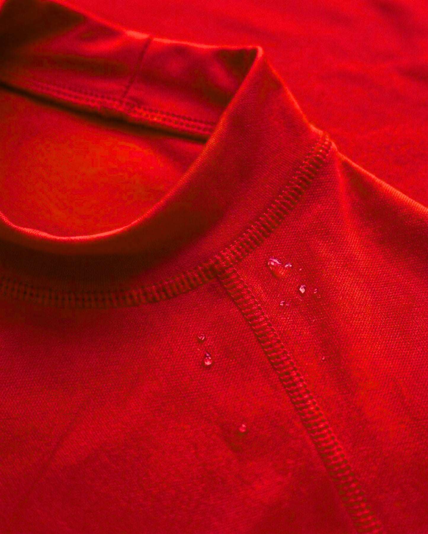 Cor: Vermelho